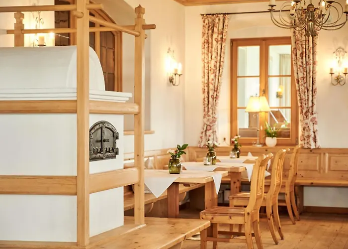 Hotel Gsteig 4*