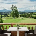 Gsteig Hotel