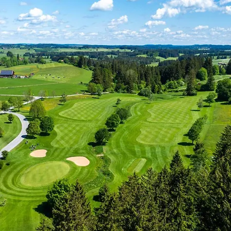 Hotel Auf Der Gsteig Gmbh 4*