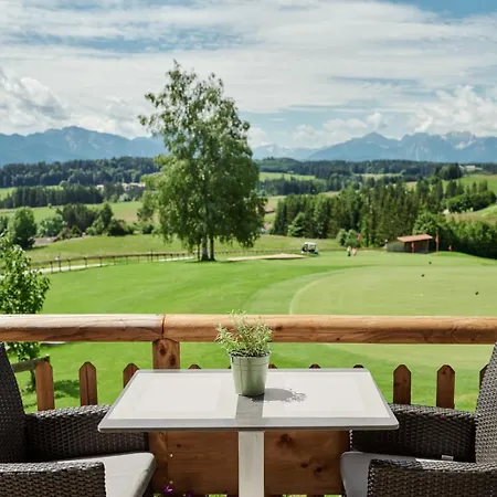 Gsteig Hotel