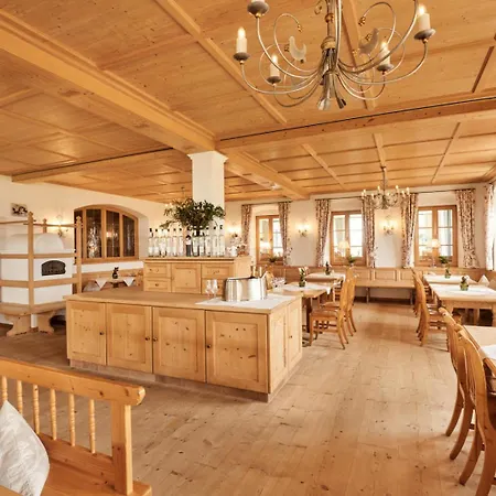 Hotel Auf Der Gsteig Gmbh Lechbruck