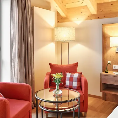Hotel Auf Der Gsteig Gmbh