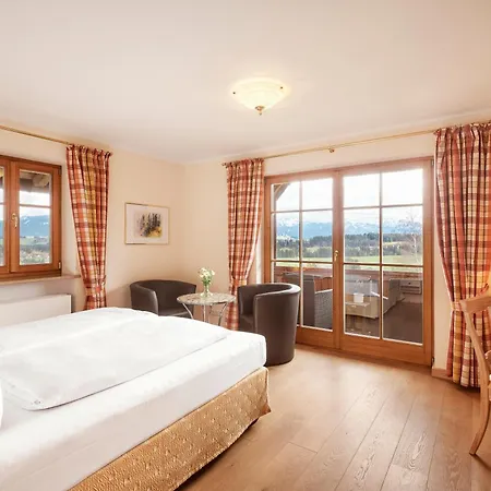 Auf Der Gsteig Gmbh Hotel