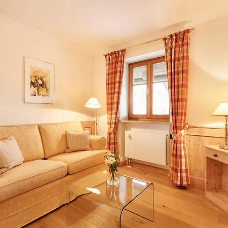 Auf Der Gsteig Gmbh Hotel Lechbruck