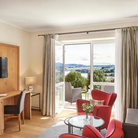 Gsteig Hotel 4*
