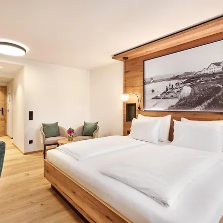 Gsteig Hotel 4*